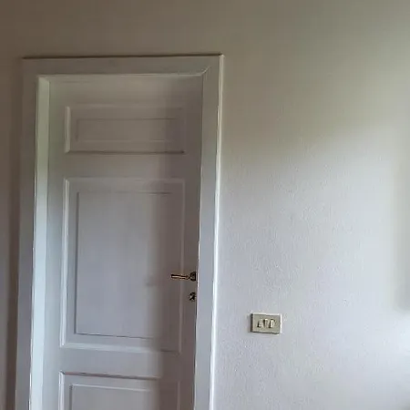 Charmerooms Moroni La Depandance Villa